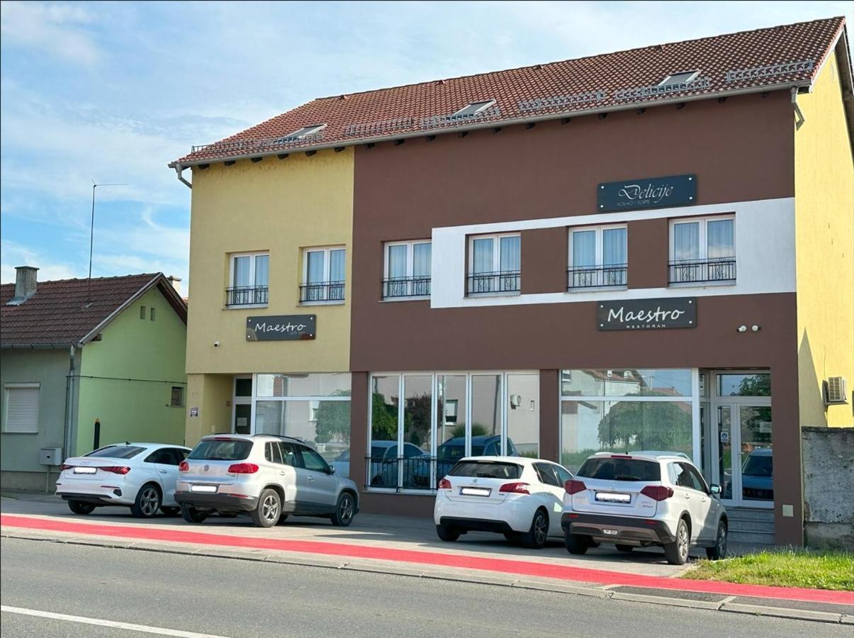 Maestro - Rooms & Restaurant Vukovar Exterior photo